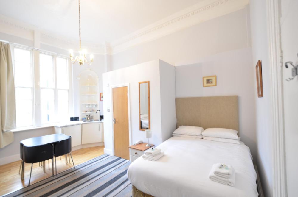 amber residence hotel