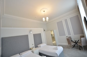 amber residence hotel