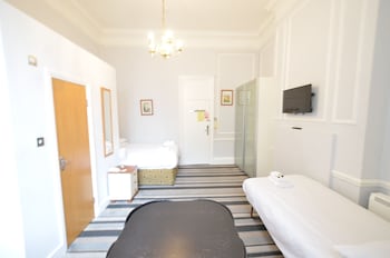 amber residence hotel