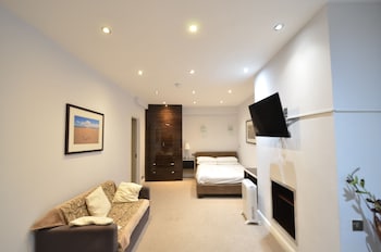 amber residence hotel