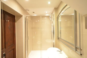 amber residence hotel