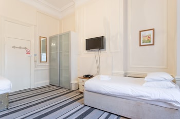 amber residence hotel