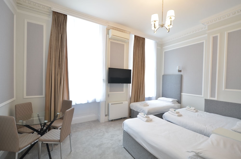 amber residence hotel