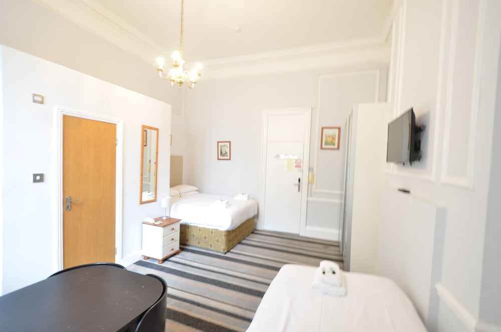 amber residence hotel