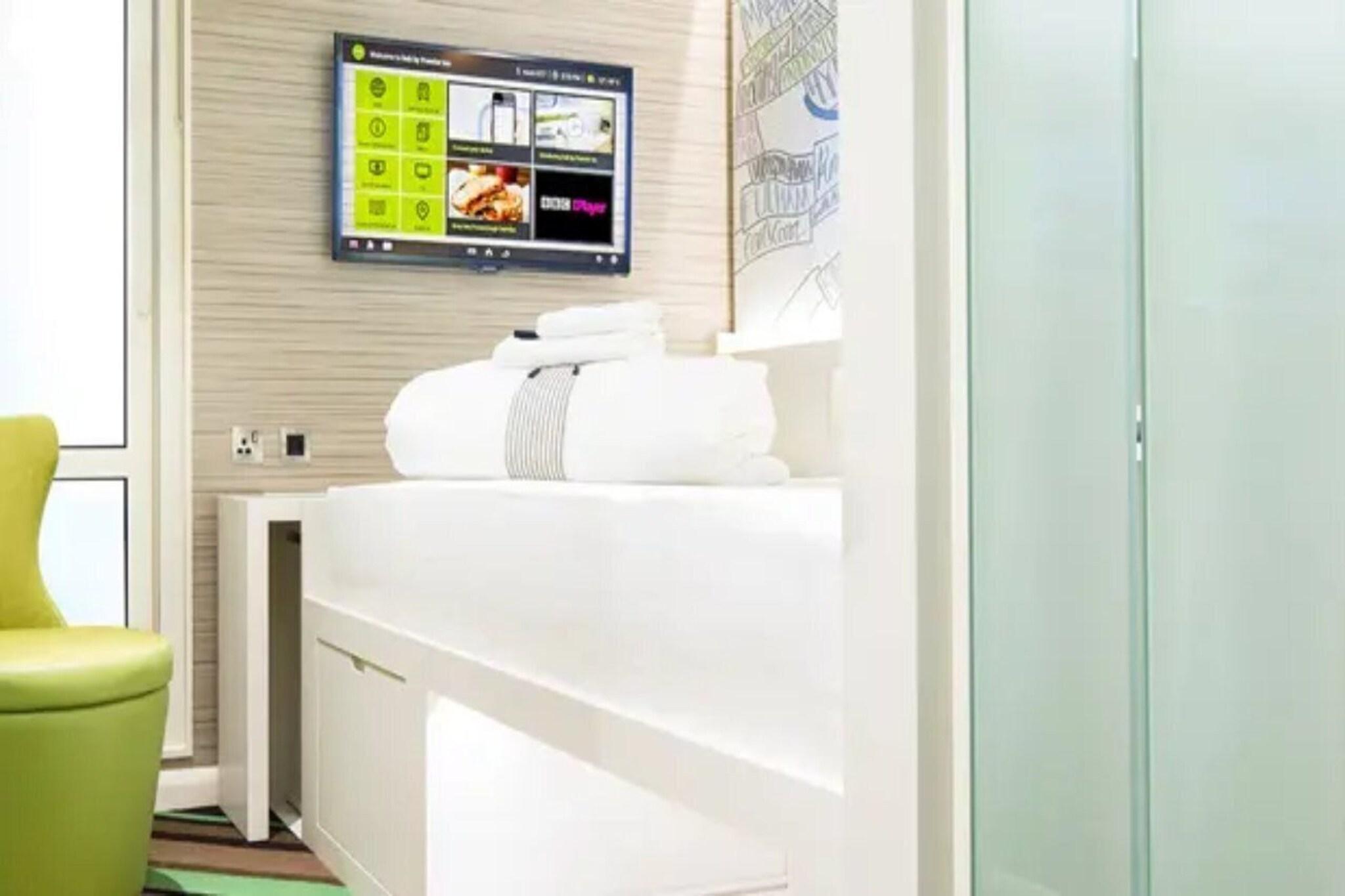 hub by premier inn london tower bridge