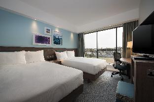 hampton by hilton edinburgh west end