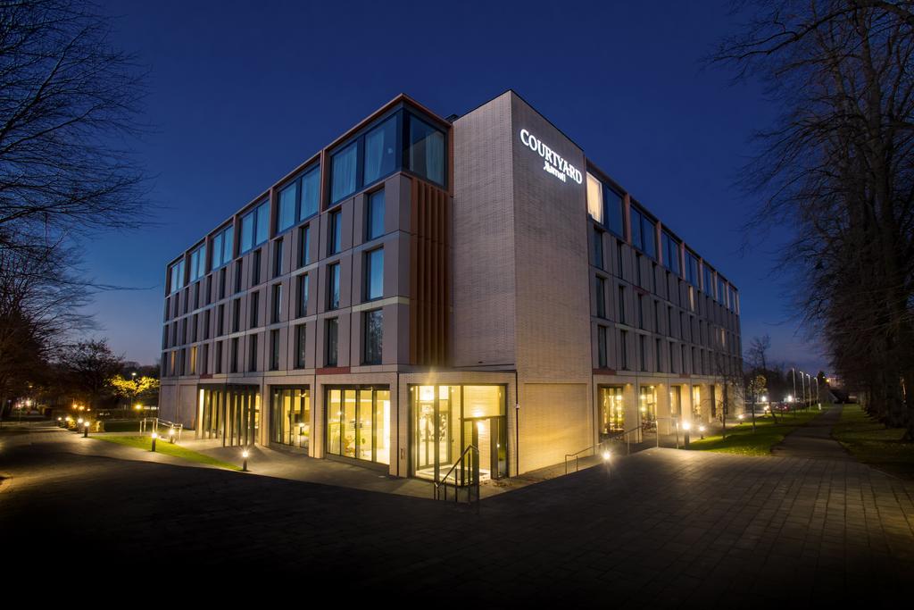 courtyard by marriott edinburgh west
