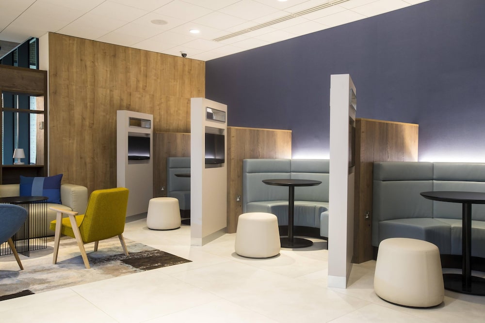 courtyard by marriott edinburgh west