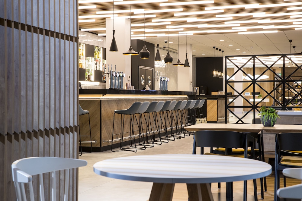 courtyard by marriott edinburgh west