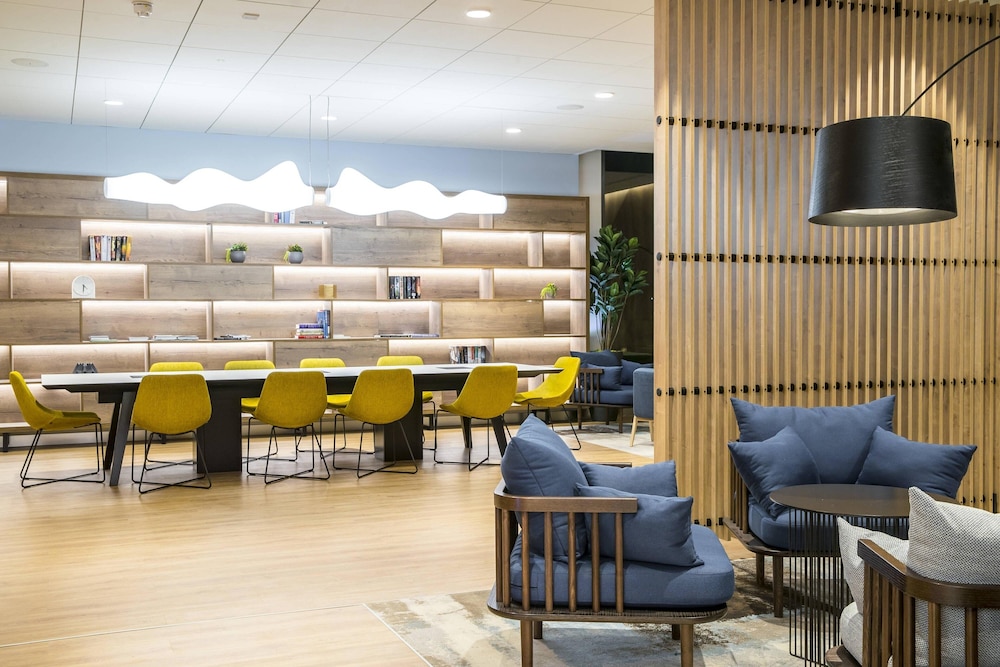 courtyard by marriott edinburgh west