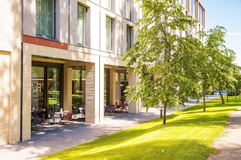 courtyard by marriott edinburgh west