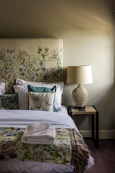 plum and partridge inn