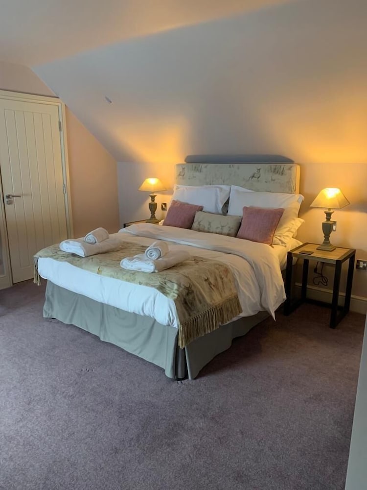 plum and partridge inn