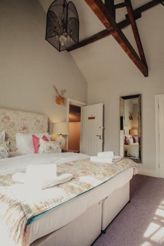 plum and partridge inn