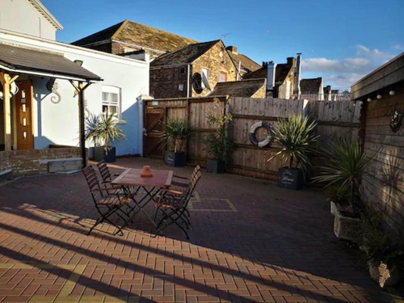 The Queen Phillippa,Lower Halstow>>Kent,4 star