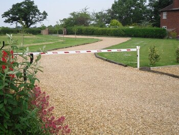 New Farm Bed & Breakfast,Cheshire East>>Cheshire,4 star