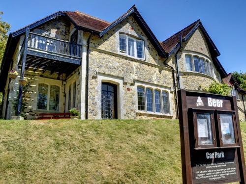 Yha Beer,Colyton>>Beer,3 star