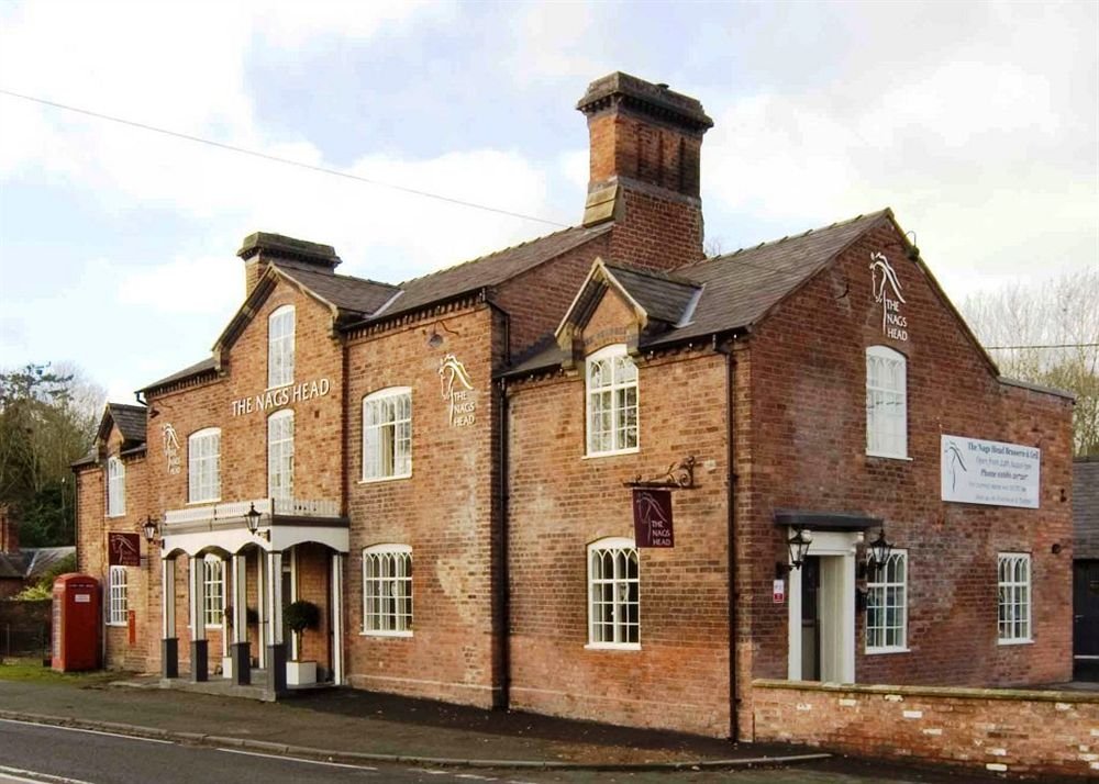 The Nags Head Inn,Near Glansevern Hall Gardens,5 star