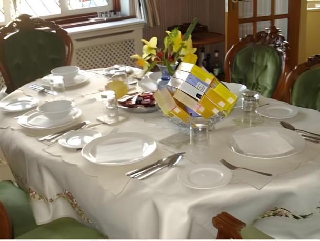elmcroft guest house