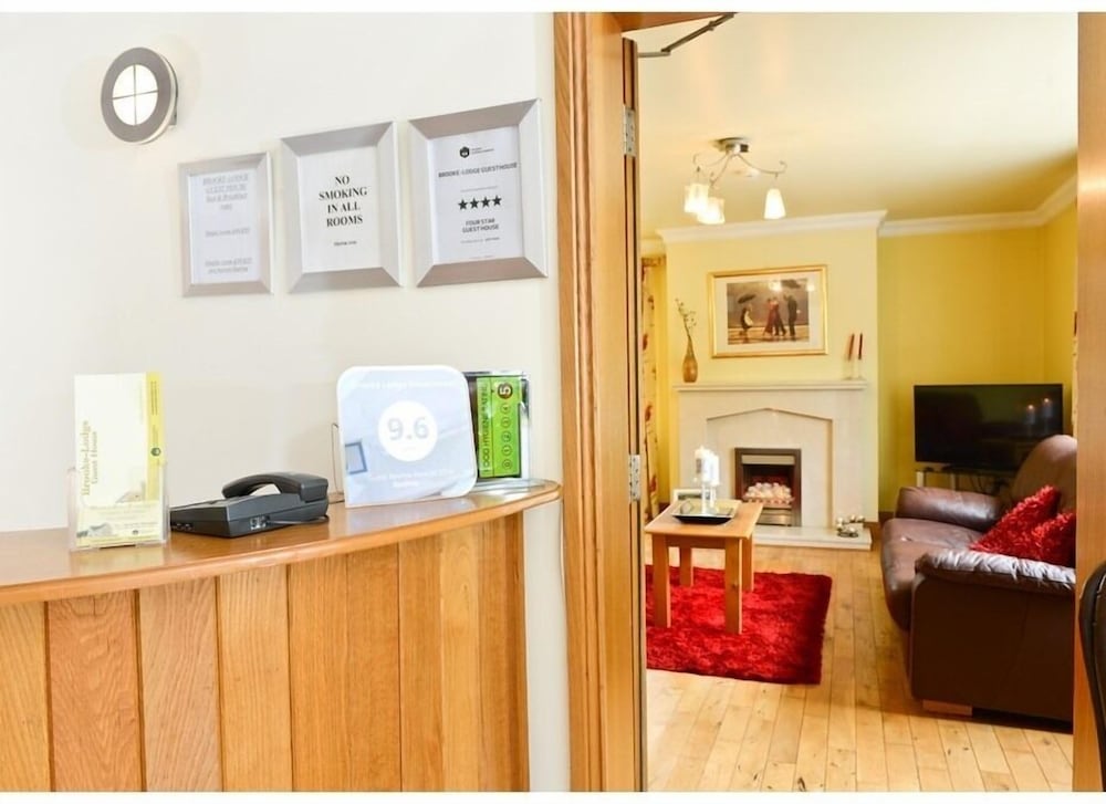 brooke lodge guesthouse