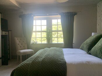 The Malthouse,Calderdale>>Brighouse,3 star