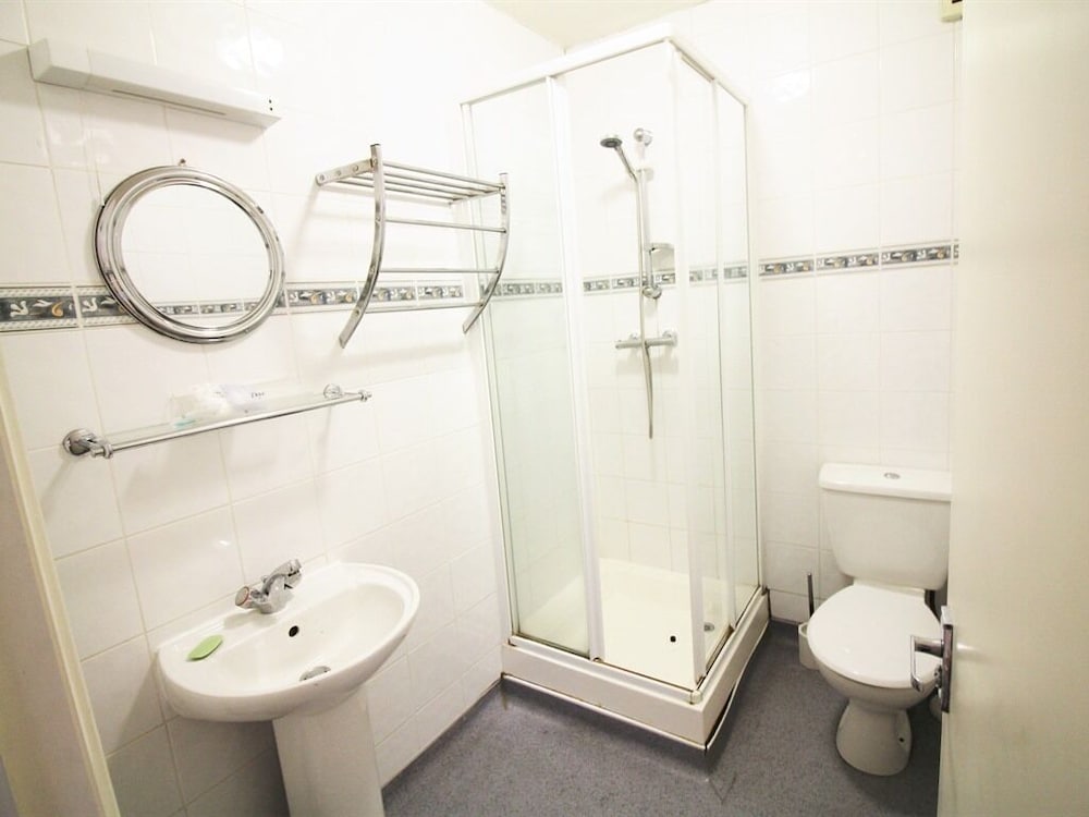summerfield pub and boutique rooms