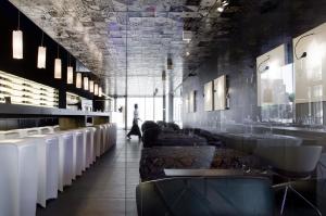 carbon hotel different hotels