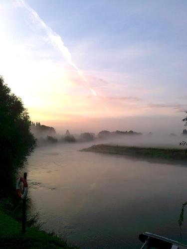 Holden House,Derby>>Castle Donington,3 star