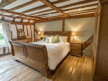 green farmhouse