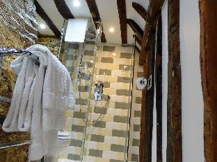 Green Farmhouse,Kent>>Bobbing,4 star