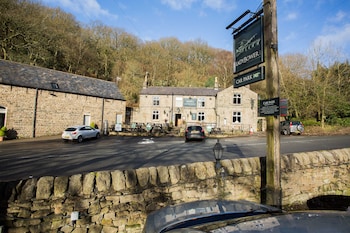 ladybower inn