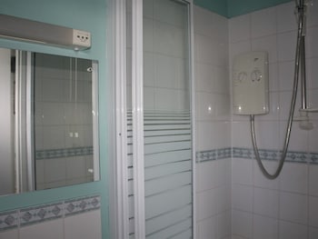 airdenair guest house