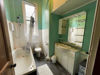 airdenair guest house