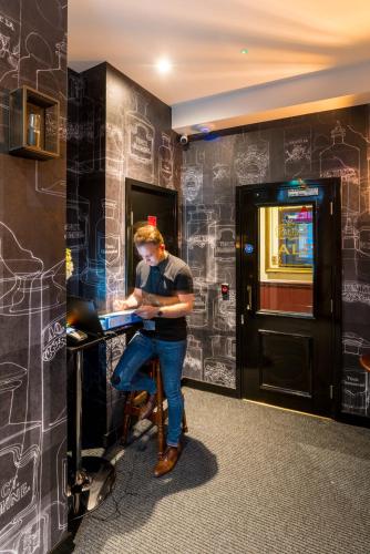 camden enterprise hotel and pub