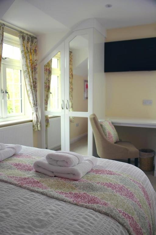 The Anchor Inn,Bristol>>Badminton,3 star