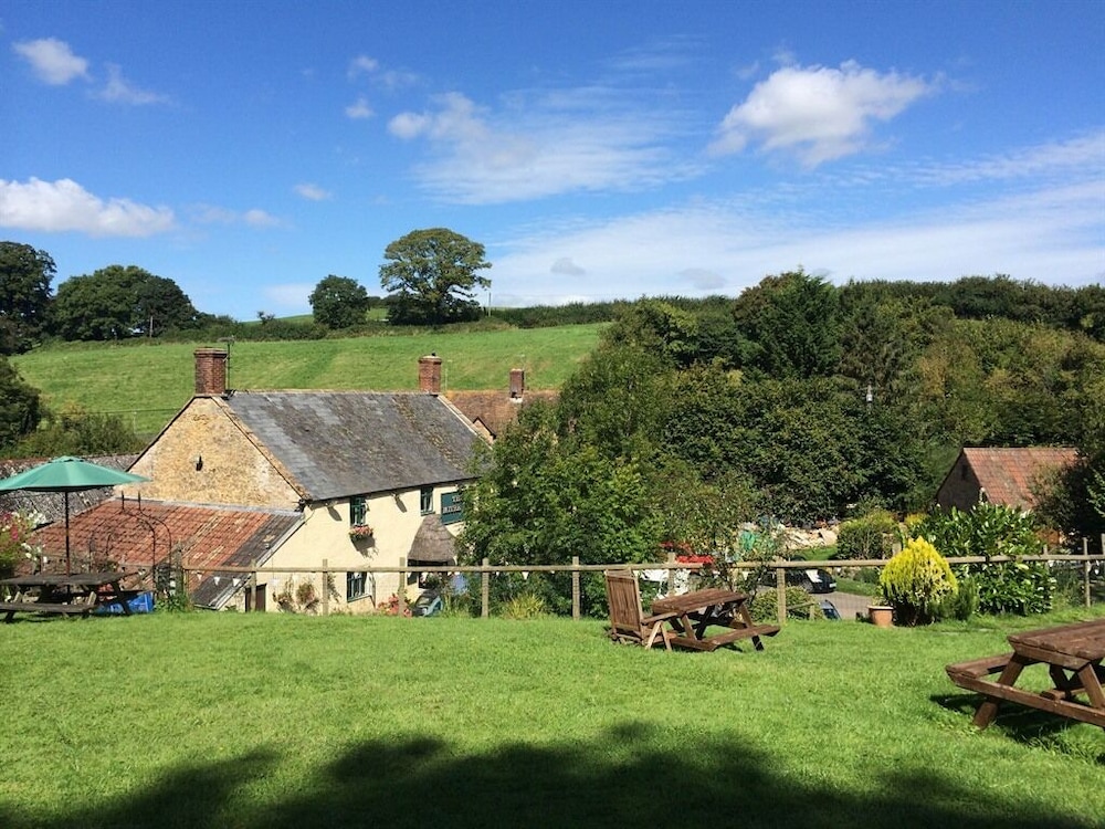 the mitre inn