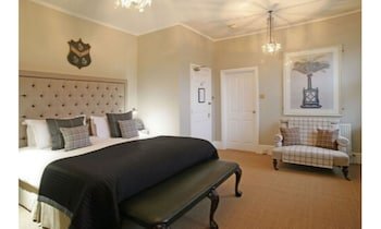 Wingrove House,Brighton>>Alfriston,4 star