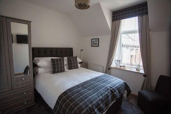 By The Bay,Cruden Bay>>Aberdeenshire,4 star