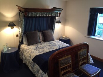 Cross Keys Hotel,Brampton>>Abbots Ripton,3 star