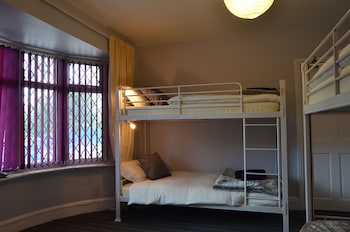 old trafford guest house