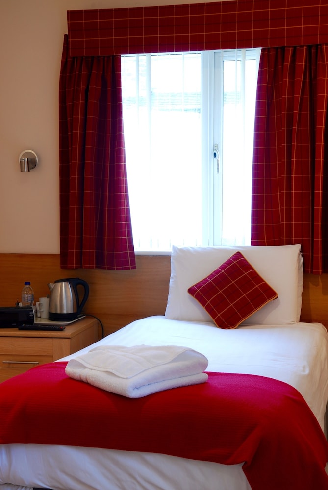 glenlossie guest house