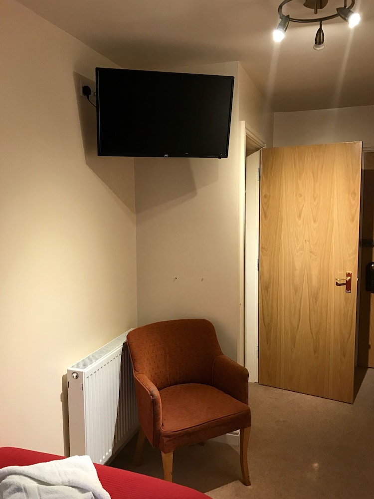 glenlossie guest house