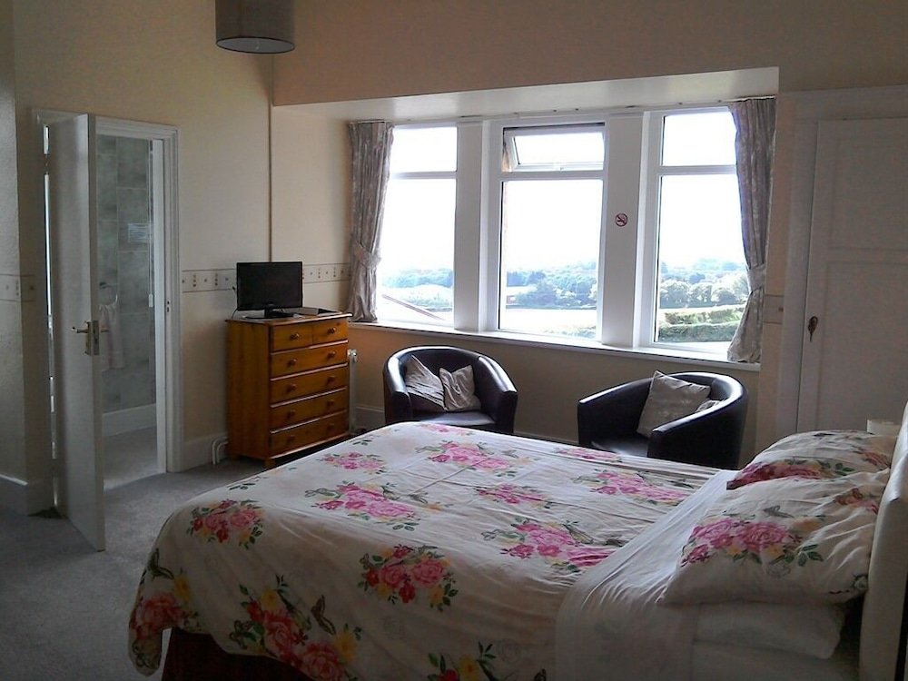 harepath holidays limited