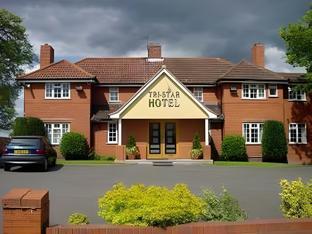 tri star hotel