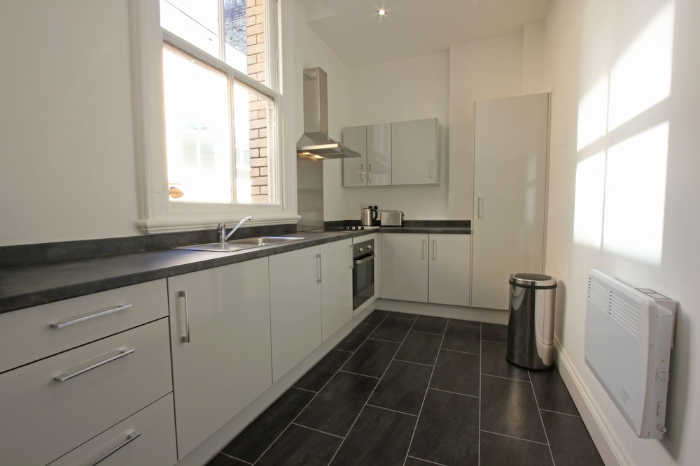 the castle collection 25 castle street