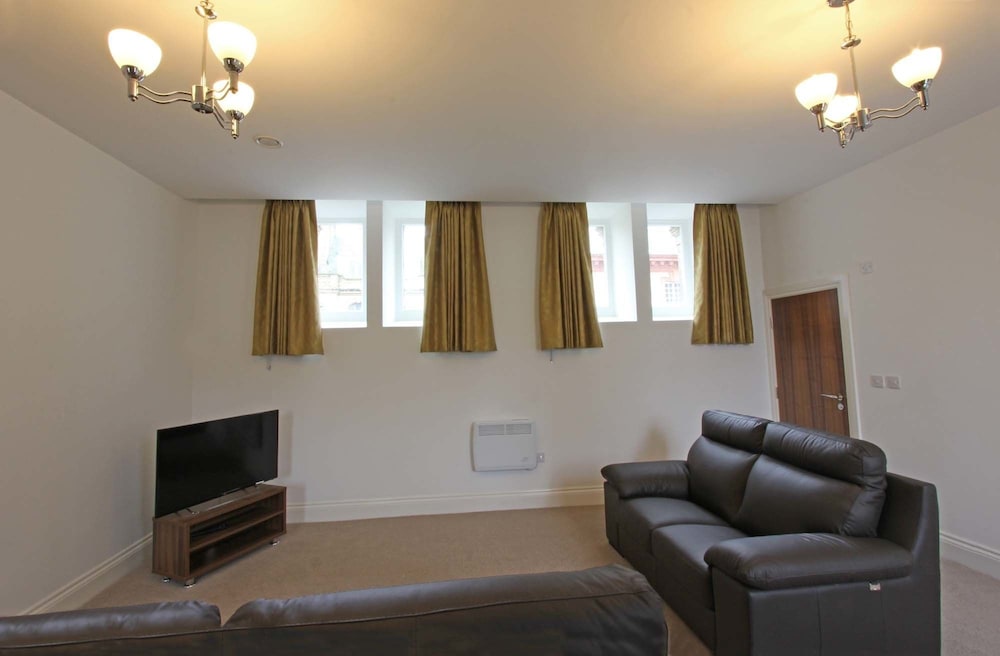 the castle collection 25 castle street