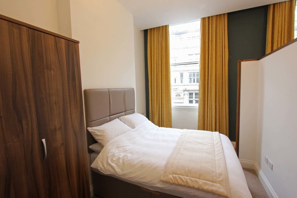 the castle collection 25 castle street