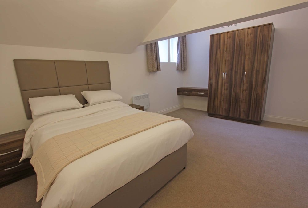 the castle collection 25 castle street