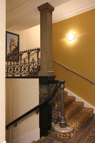 the castle collection 25 castle street