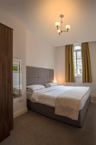 the castle collection 25 castle street